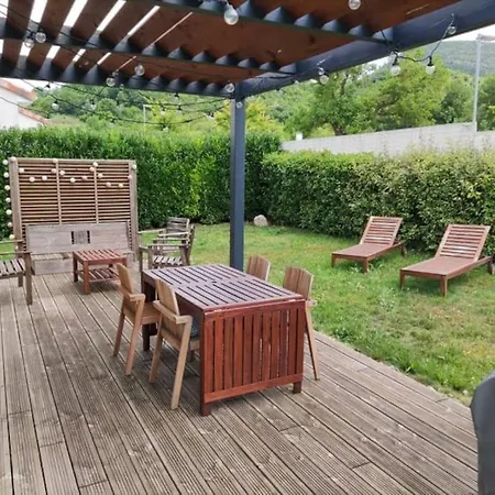 Maison Avec Jardin Au Pied Du Viaduc De Millau Villa Creissels